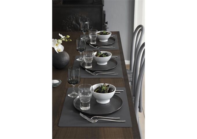 1500x1500_981169_Table_Mat_Square_L_Nupo_anthracite_2