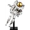 LEGO® Creator Astronaut im Weltraum