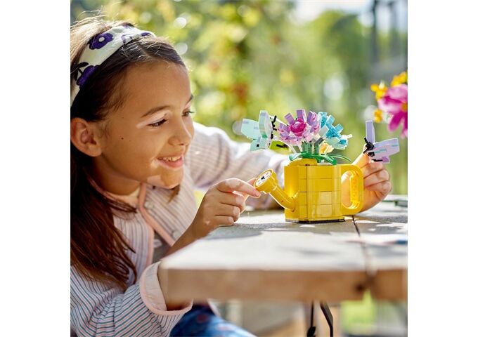 LEGO® Creator Gießkanne mit Blumen