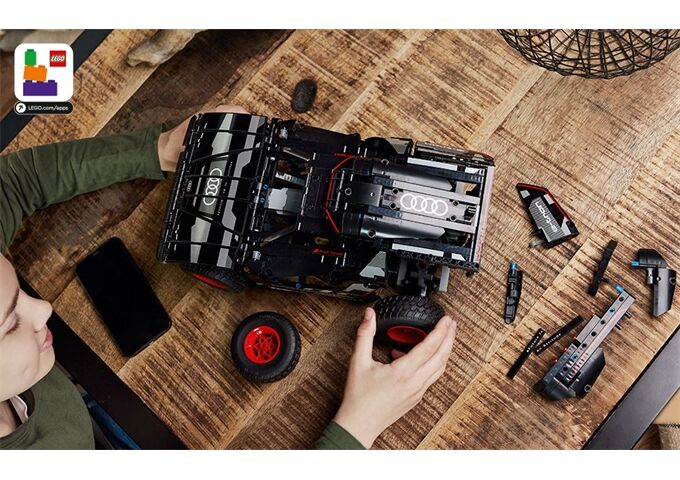 LEGO® LEGO® Technic 42160 Audi RS Q e-tron