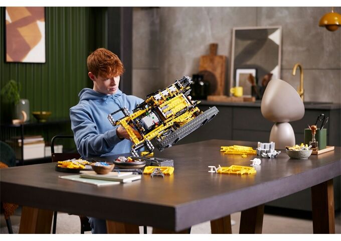 LEGO® LEGO® Technic 42146 Liebherr LR 13000 Raupenkran