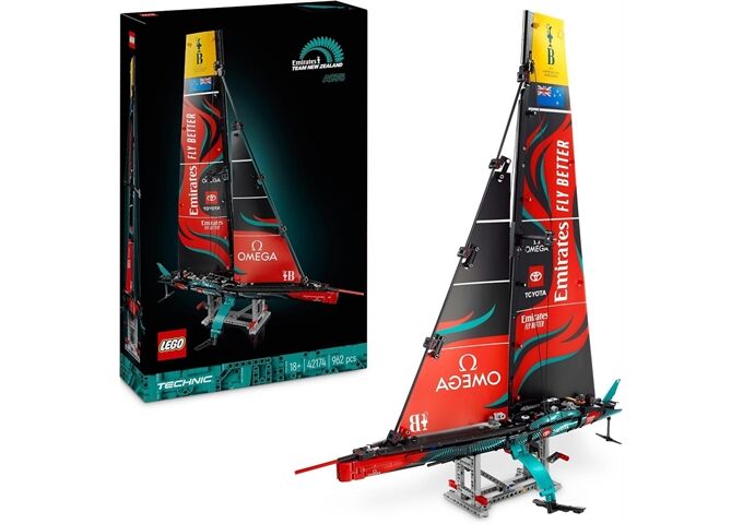 LEGO® Technic Emirates Team New Zealand