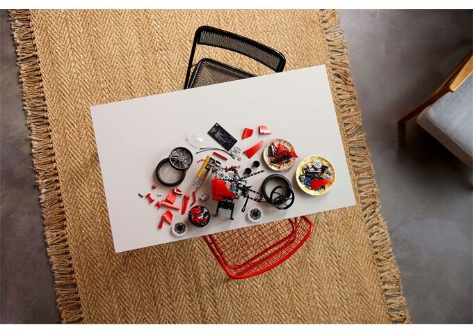 LEGO® Technic Ducati Panigale V4 Motorrad