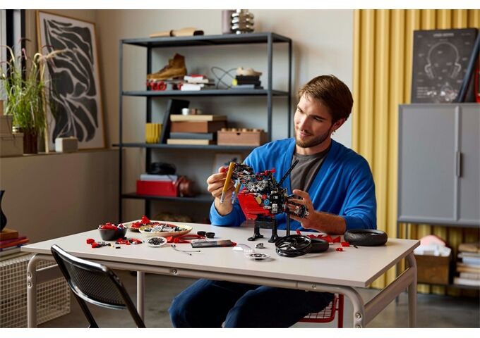 LEGO® Technic Ducati Panigale V4 Motorrad