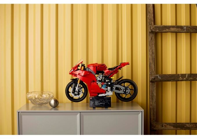 LEGO® Technic Ducati Panigale V4 Motorrad