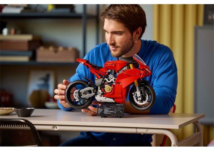 LEGO® Technic Ducati Panigale V4 Motorrad