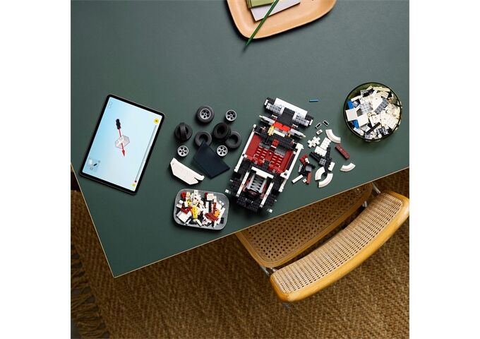 LEGO® Icons Lamborghini Countach 5000 Qua