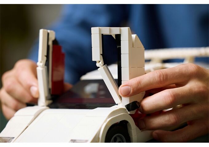 LEGO® Icons Lamborghini Countach 5000 Qua