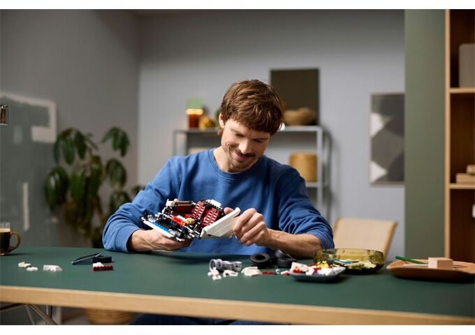 LEGO® Icons Lamborghini Countach 5000 Qua