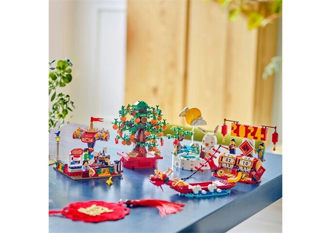 LEGO® Icons Feiertagskalender