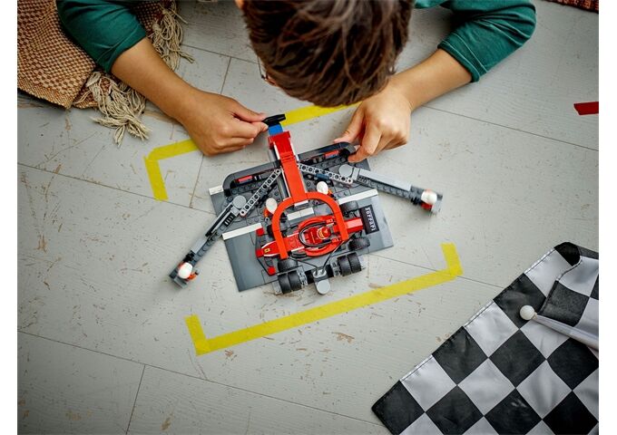 LEGO® LGO City F1 Boxenstopp mit Boxencrew