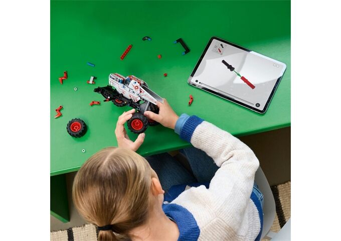 LEGO® Technic Monster Jam™ ThunderROARus™