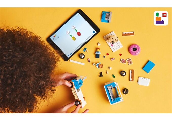 LEGO® City Donut Truck