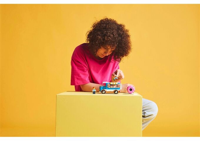 LEGO® City Donut Truck
