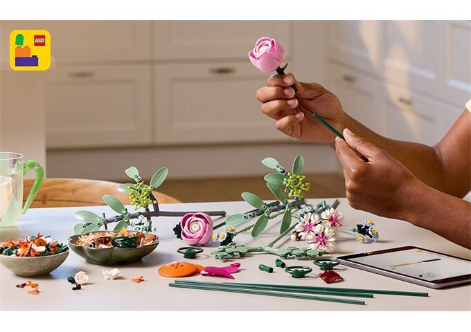 LEGO® LGO Botanical schöner rosafarbener Rosenstrauß