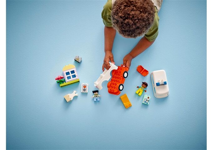 LEGO® Duplo Rettungswagen mit Fahrer