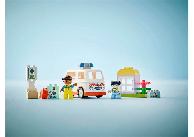 LEGO® Duplo Rettungswagen mit Fahrer