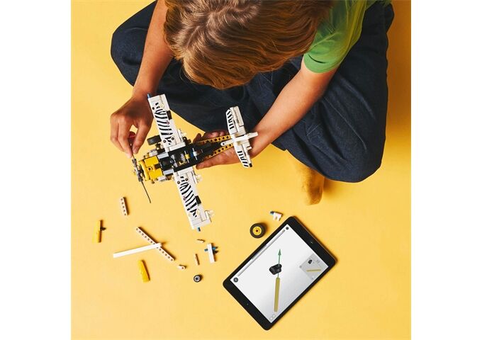 LEGO® Technic Propellerflugzeug