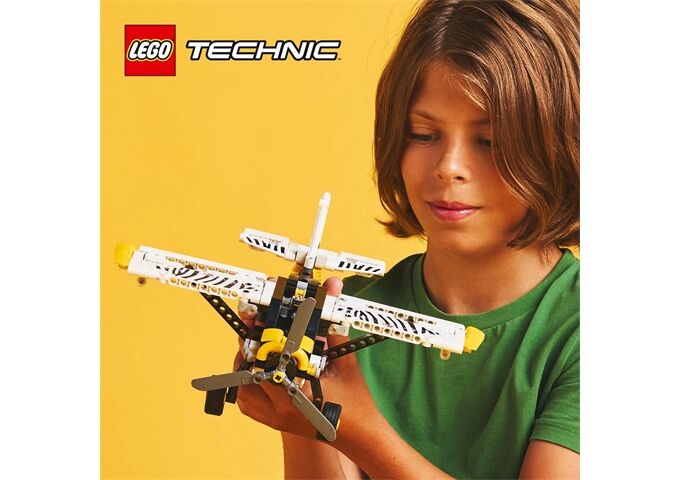 LEGO® Technic Propellerflugzeug