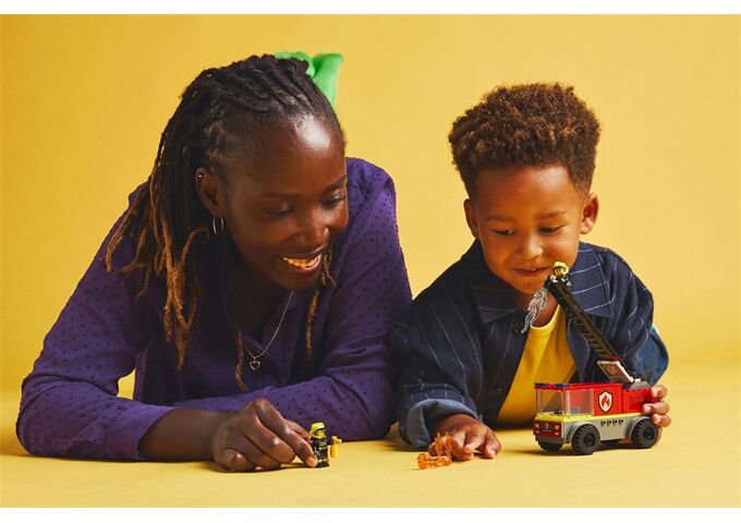 LEGO® City Feuerwehrleiterfahrzeug