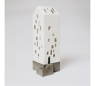 Räder Lichthaus Apartmenthaus mit Betonsockel 9,5x9,5x26