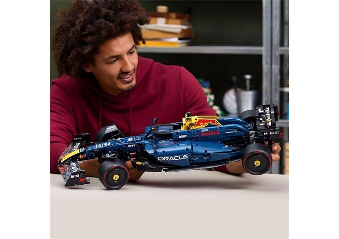 LEGO® LGO Technic Oracle Red Bull Racing