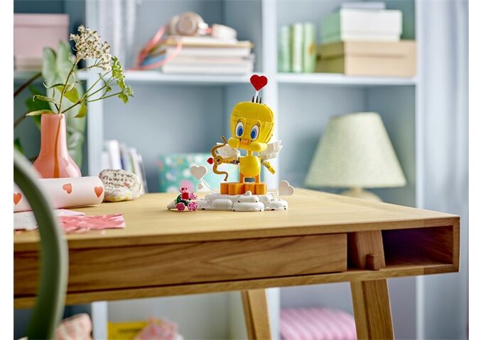 LEGO® Seasons Liebesbote Tweety