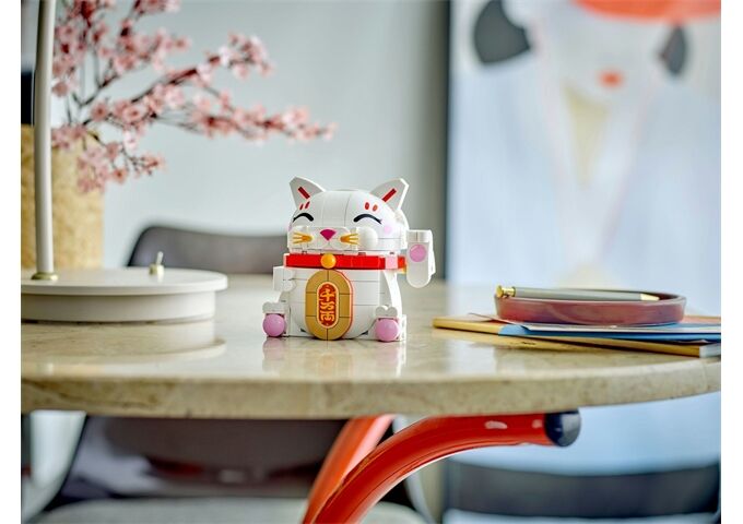 LEGO® Seasons Glückskatze