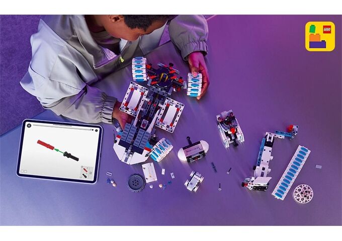 LEGO® Technic Lunar Outpost® Mondrover-Raumfah