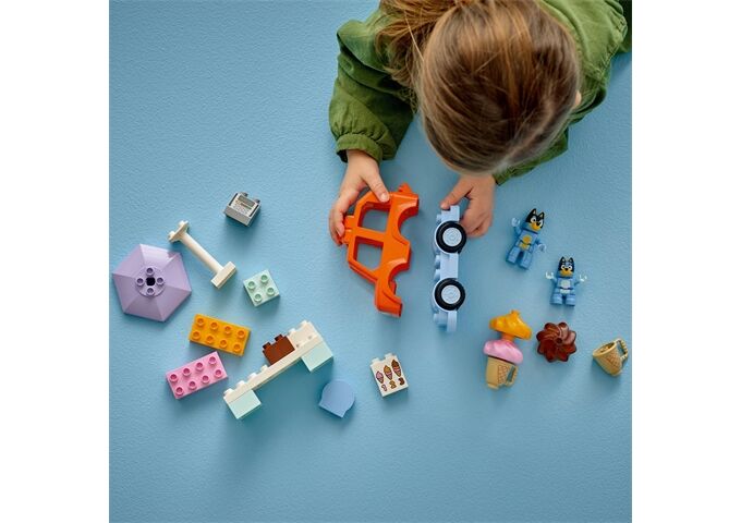 LEGO® Blu Ausflug Zur Eisdiele Mit Bluey