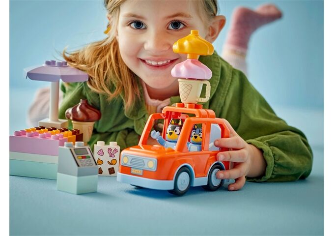 LEGO® Blu Ausflug Zur Eisdiele Mit Bluey