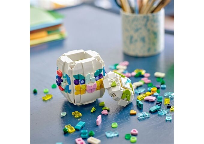 LEGO® Verziertes Osterei