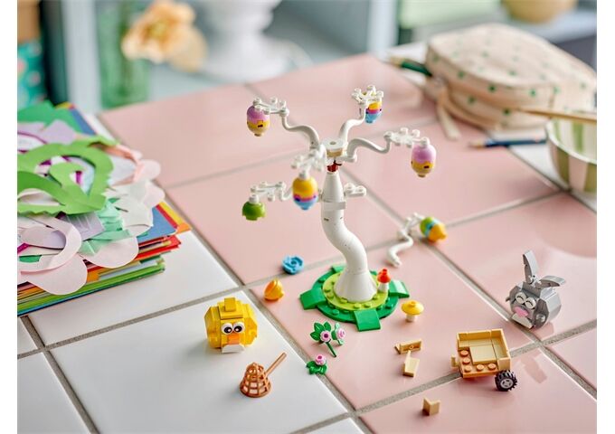 LEGO® Osterhase und Ostereiersuche