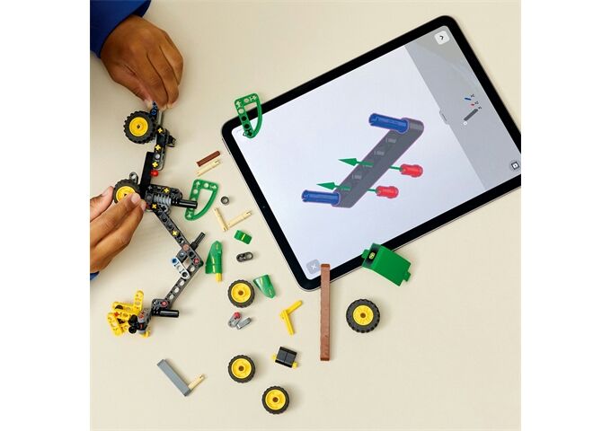 LEGO® Technic John Deere 1470H Rad-Harvester