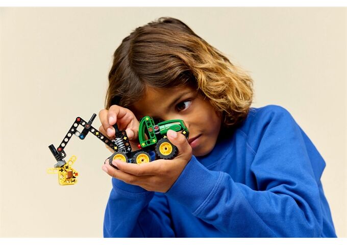 LEGO® Technic John Deere 1470H Rad-Harvester