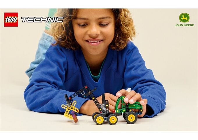 LEGO® Technic John Deere 1470H Rad-Harvester