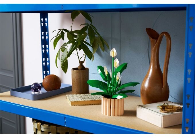 LEGO® Botanicals Friedenslilie