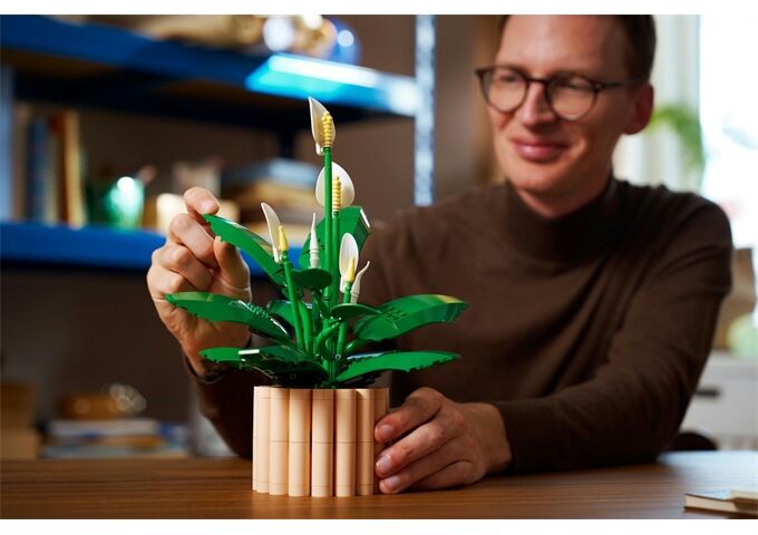 LEGO® Botanicals Friedenslilie