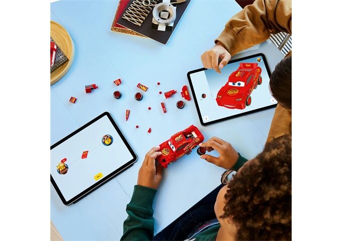 LEGO® Speed Lightning Mcqueen