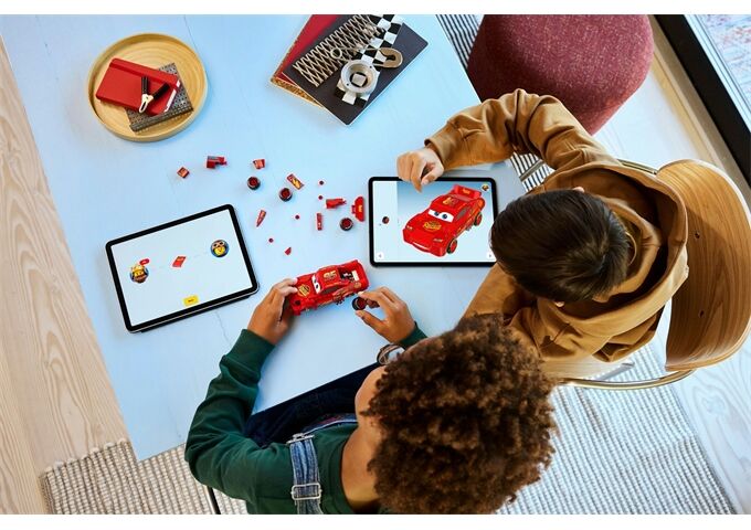 LEGO® Speed Lightning Mcqueen