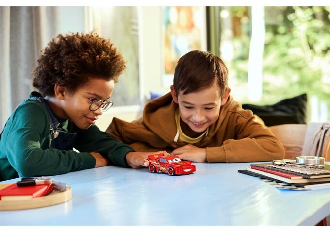 LEGO® Speed Lightning Mcqueen