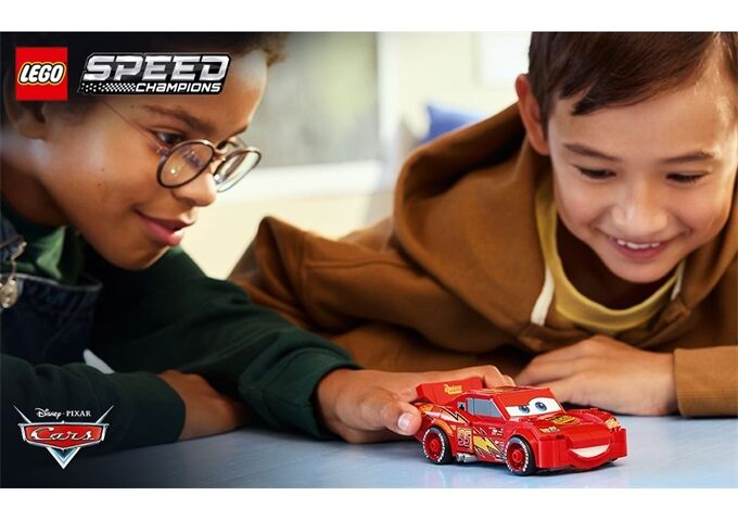 LEGO® Speed Lightning Mcqueen