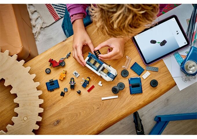 LEGO® City Gefangenentransporter