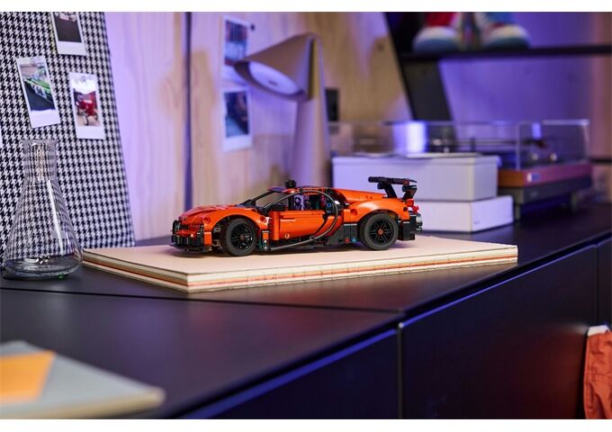 LEGO® Technic Bugatti Chiron Pur Sport Hyperca