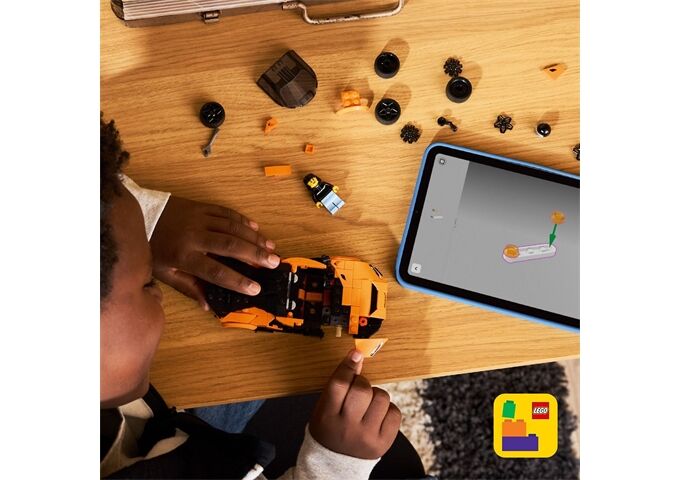 LEGO® Speed Mclaren W1