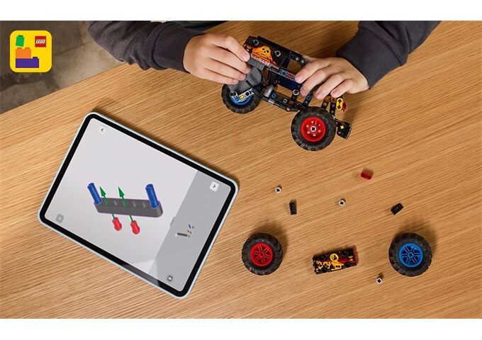 LEGO® Technic Monster Jam(TM) Grave Digger(TM) Feuer