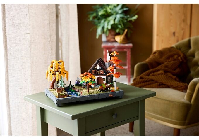 LEGO® Herbstlicher Landhausgarten